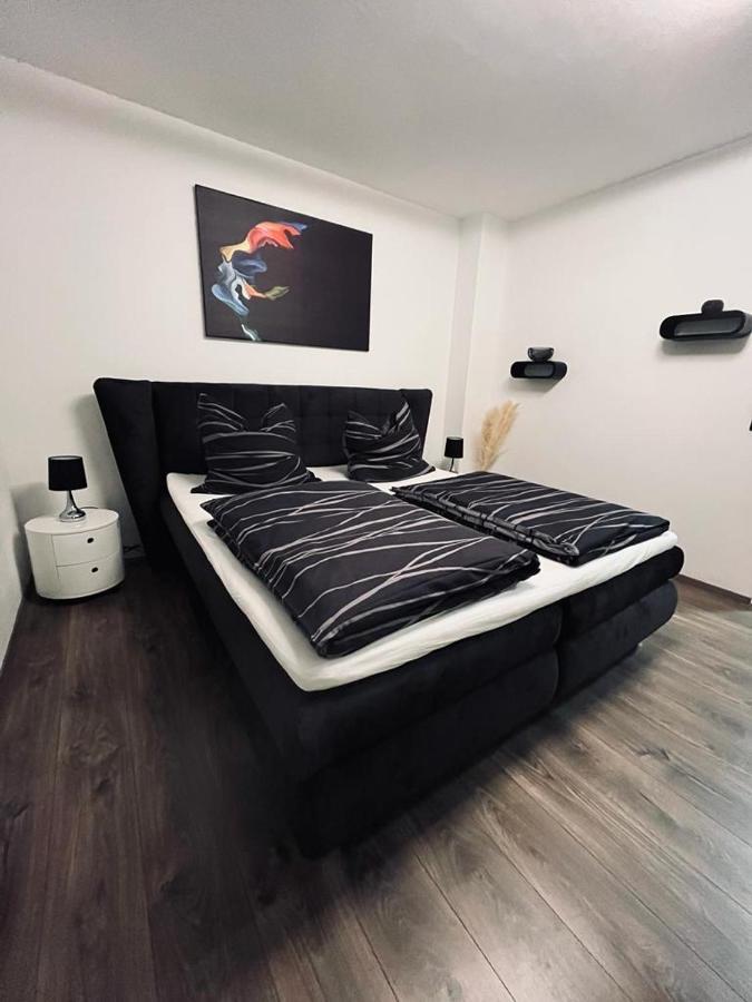 Casa Arturo Duesseldorf Apartment ภายนอก รูปภาพ